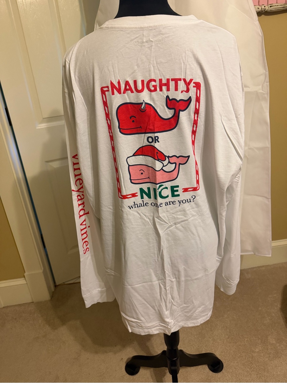 Vineyard Vines White Long-Sleeve Holiday 'Naughty or Nice' Whale Tee